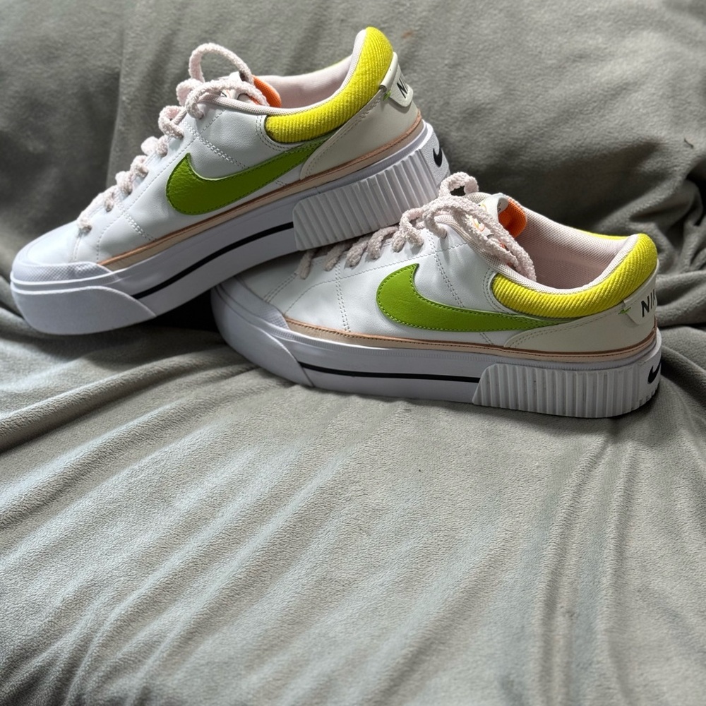 Women’s Nike Platform Sneaker